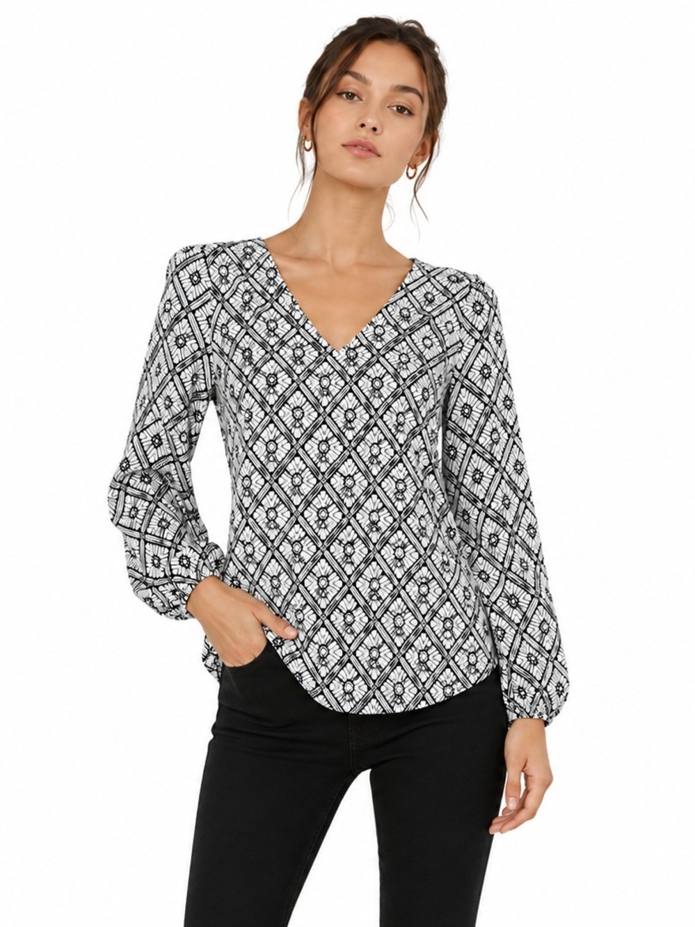 intro. Black & White Geometric V-Neck Blouse